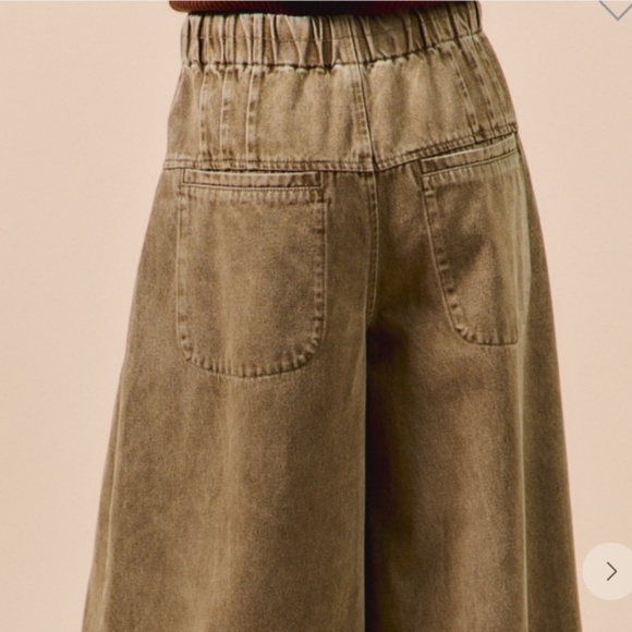 So Me “ The Cape” So Me Wide Leg Pintuck Jeans 81 - Picture 5 of 9